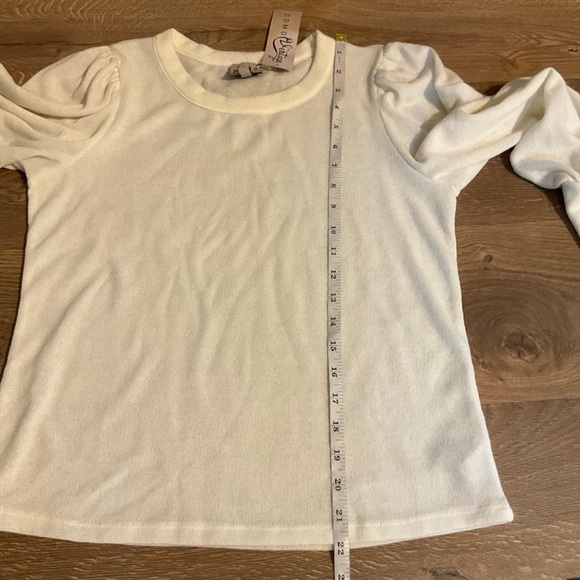 Como Vintage cream puff sleeve, crew neck sweater, M, NWT! - Picture 5 of 6